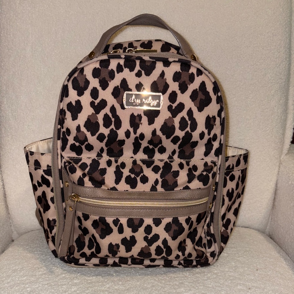 Leopard Itzy Ritzy diaper bag